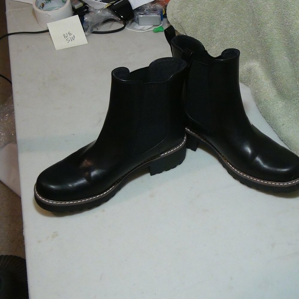 Women’s Celina Ankle Boots Black Memory Foam Insole – Universal Thread 6, 7.5